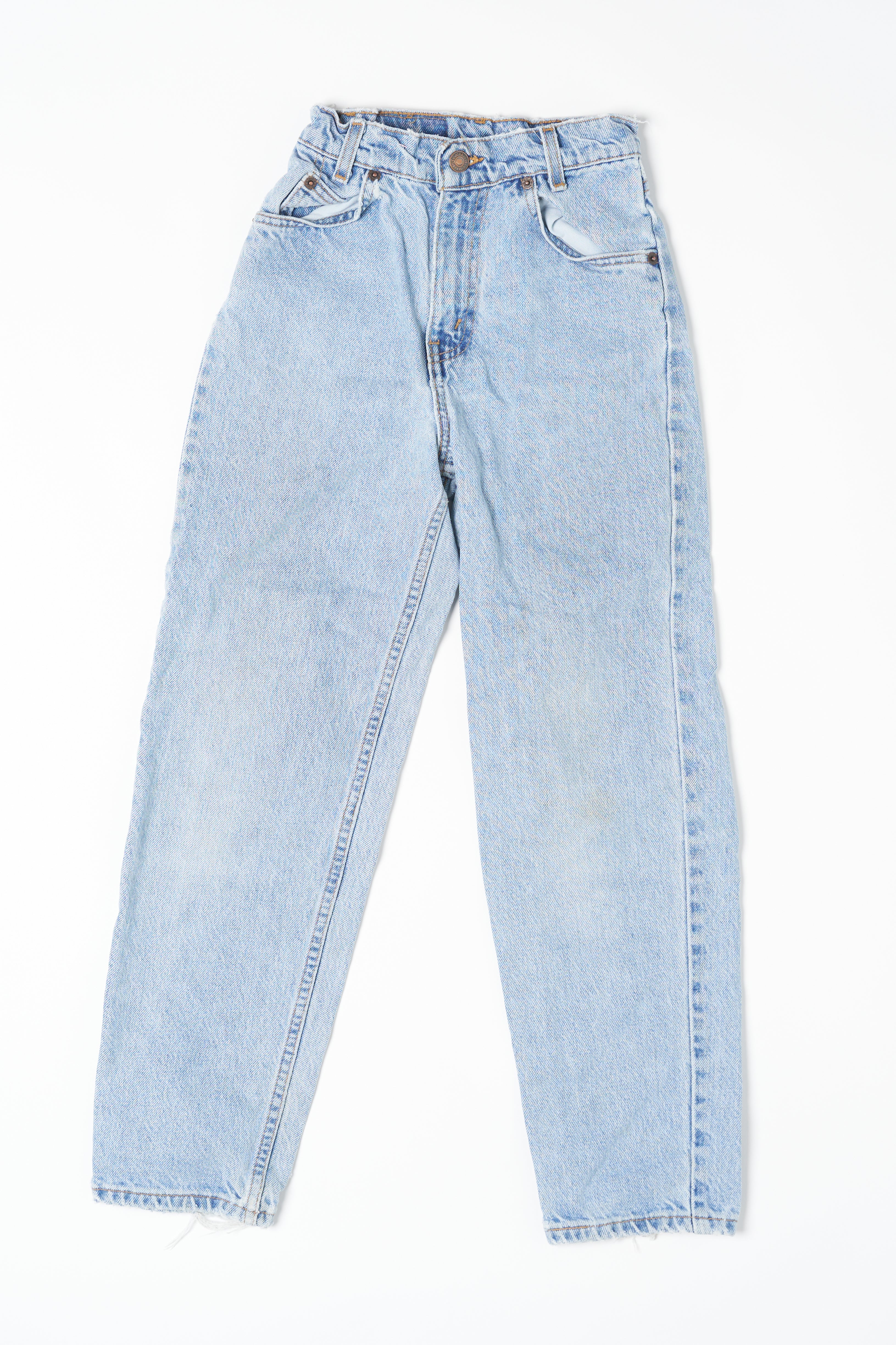 Vintage Levis 512-Light Wash Tapered leg 1201