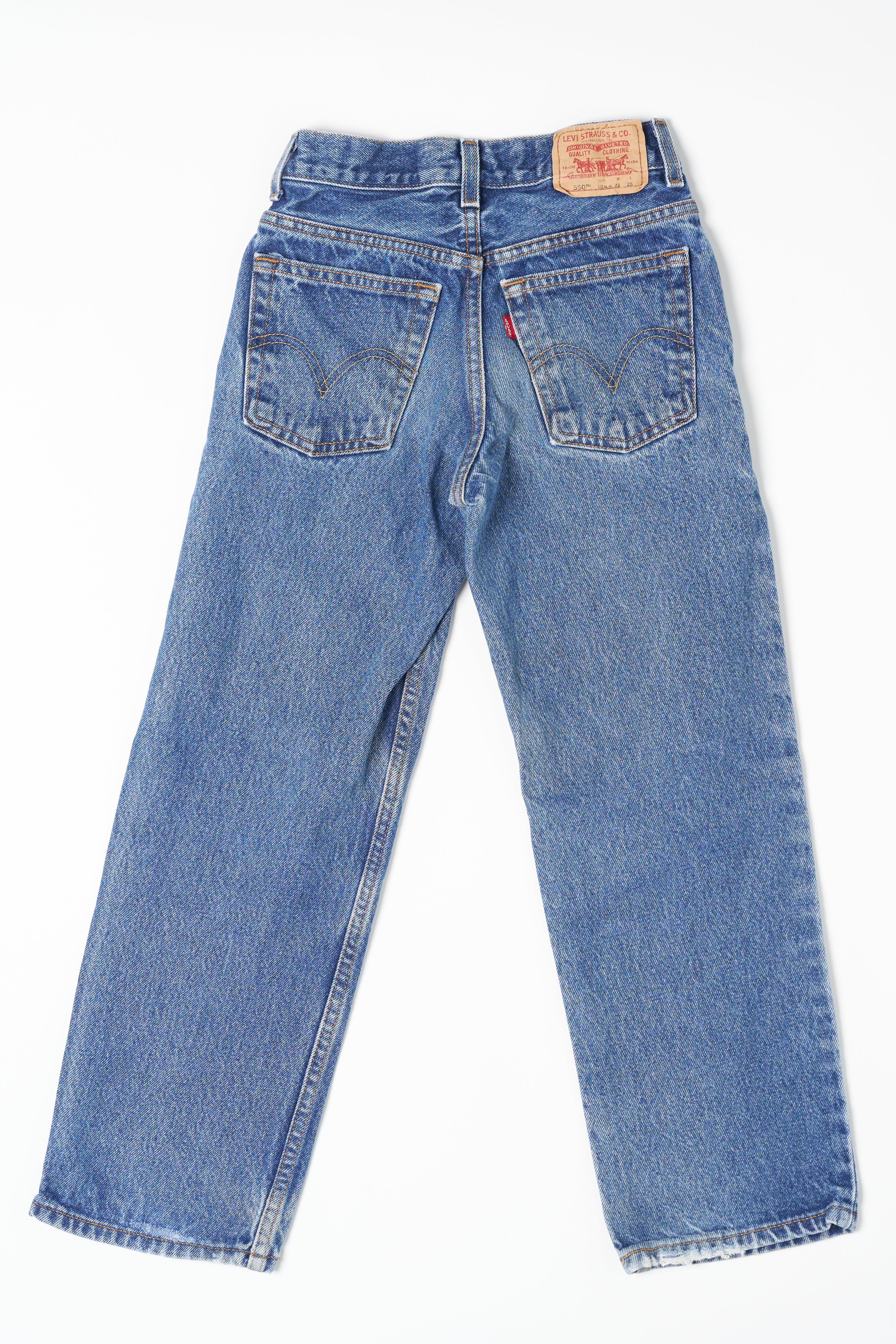 Vintage Levis 550 - Medium Wash Slim Fit MW 1001