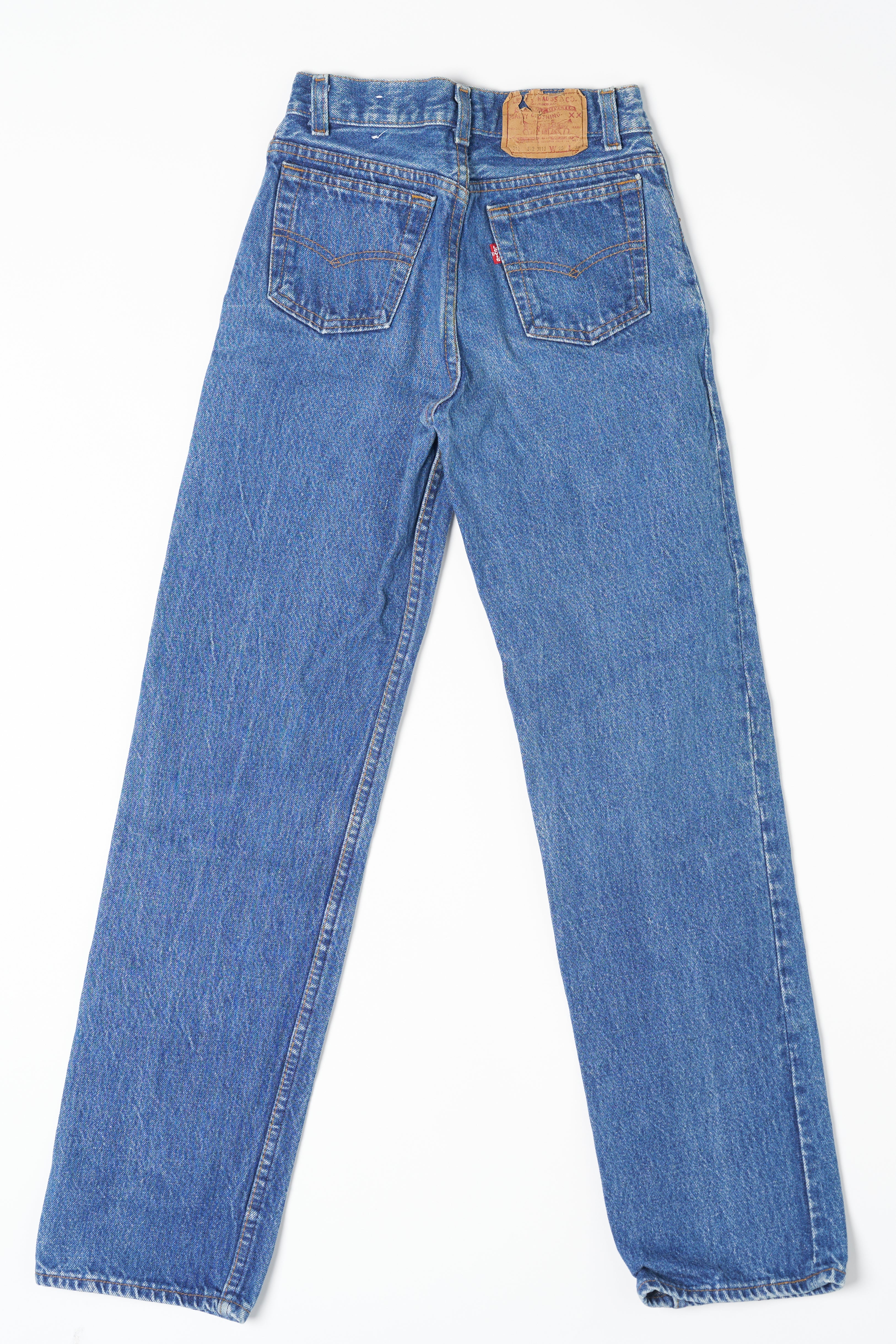 Vintage Levis 550 - Light Wash Slim Fit LW 1201