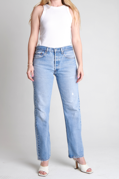 Vintage custom jeans (ig:jackdallapiana) : r/DIYclothes